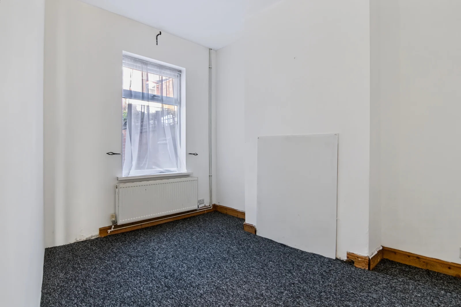 Henton Road, Leicester, Leicestershire, LE3 6AX — photo 6