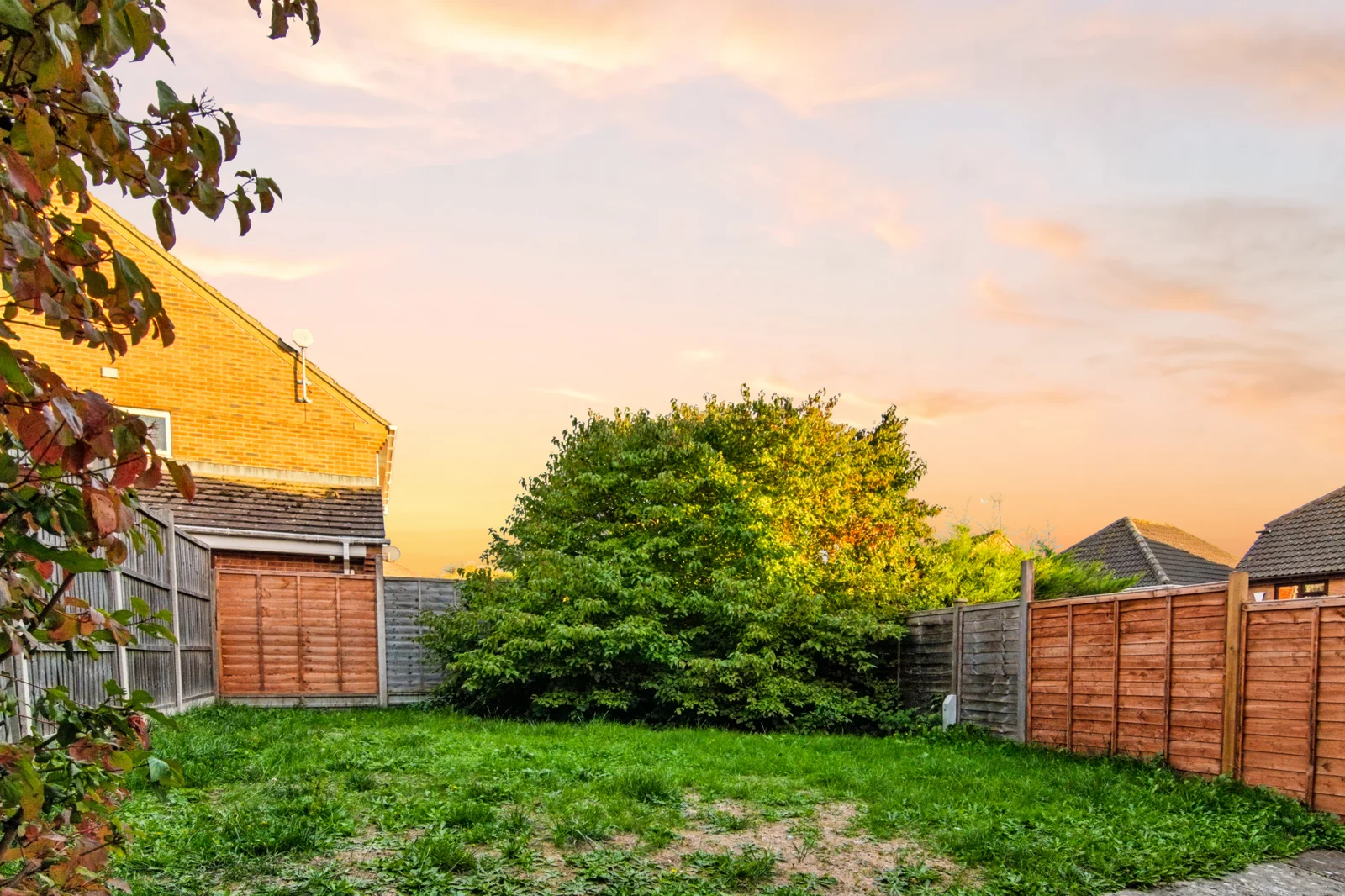 Cloverdale Road, Hamilton, Leicester, Leicestershire, LE5 1UL — photo 15