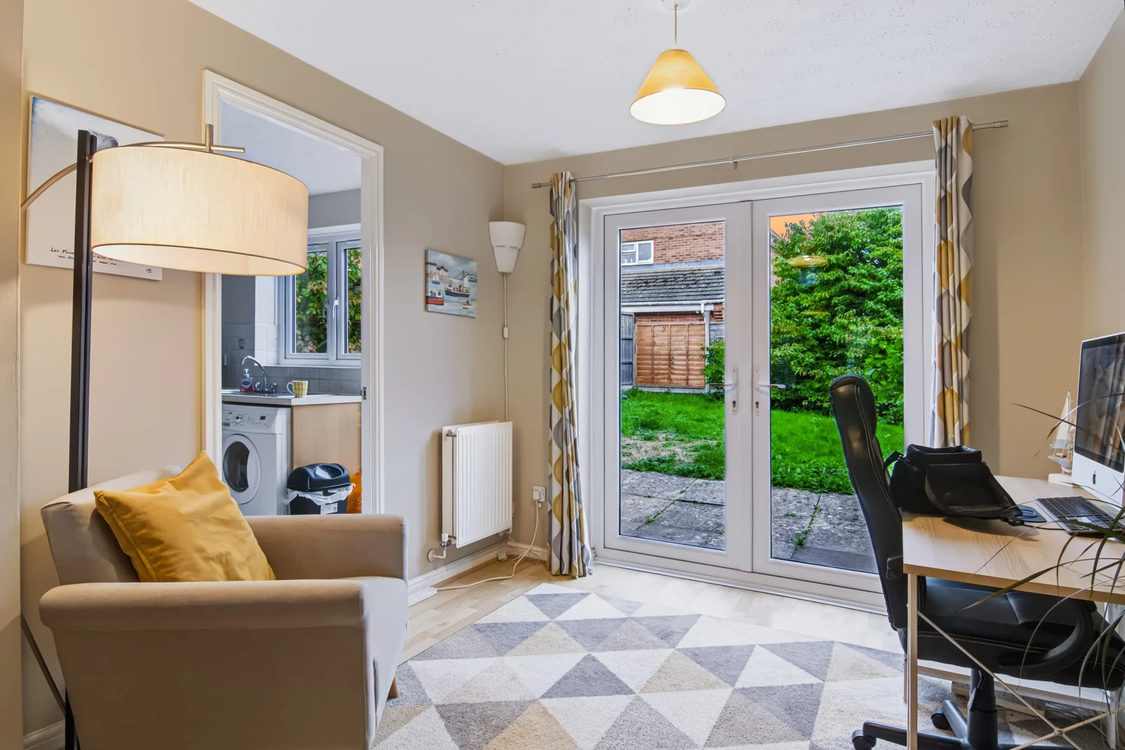 Cloverdale Road, Hamilton, Leicester, Leicestershire, LE5 1UL — photo 6