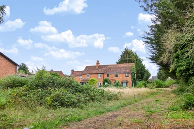 Cardington Road, Bedford, Bedfordshire, MK42 0DA — photo 1
