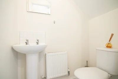 Wickford Close, Leicester, Leicestershire, LE5 0BH — photo 8