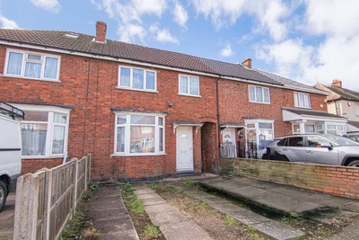 Woodbridge Road, Belgrave, Leicester — photo 1
