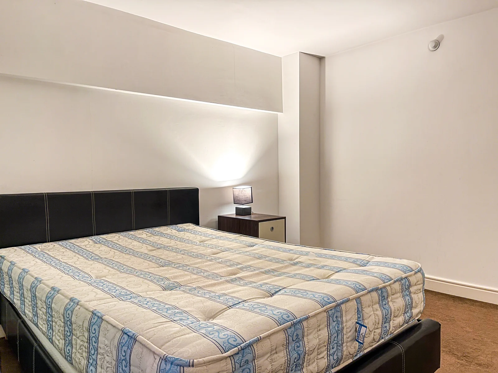 Flat 301, The Exchange, 5 Lee Street, Leicester, Leicestershire — photo 8